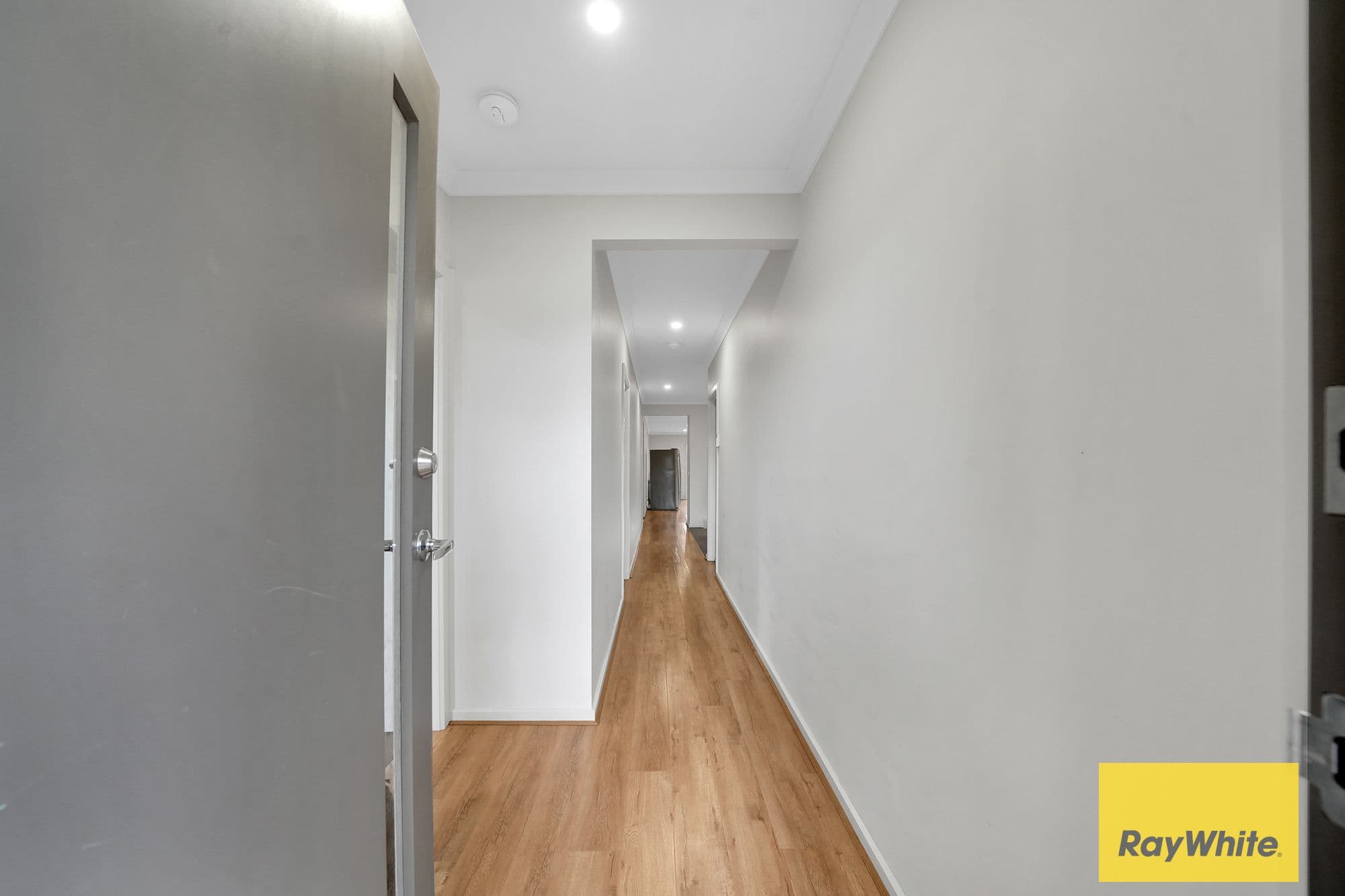 24 Wheat Avenue, Truganina VIC 3029, Truganina - Thumbnail 2