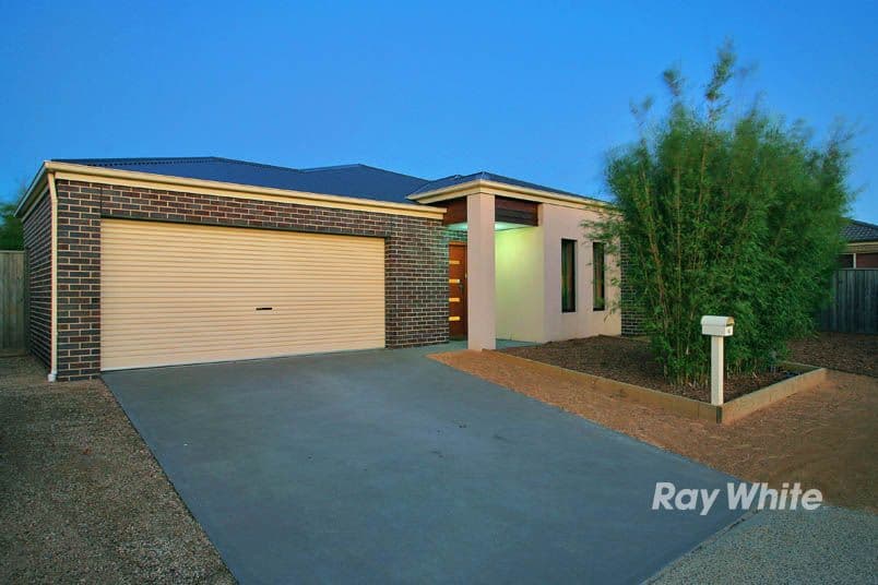 4 Marbec Place, LYNDHURST VIC 3975, Lyndhurst - Thumbnail 2
