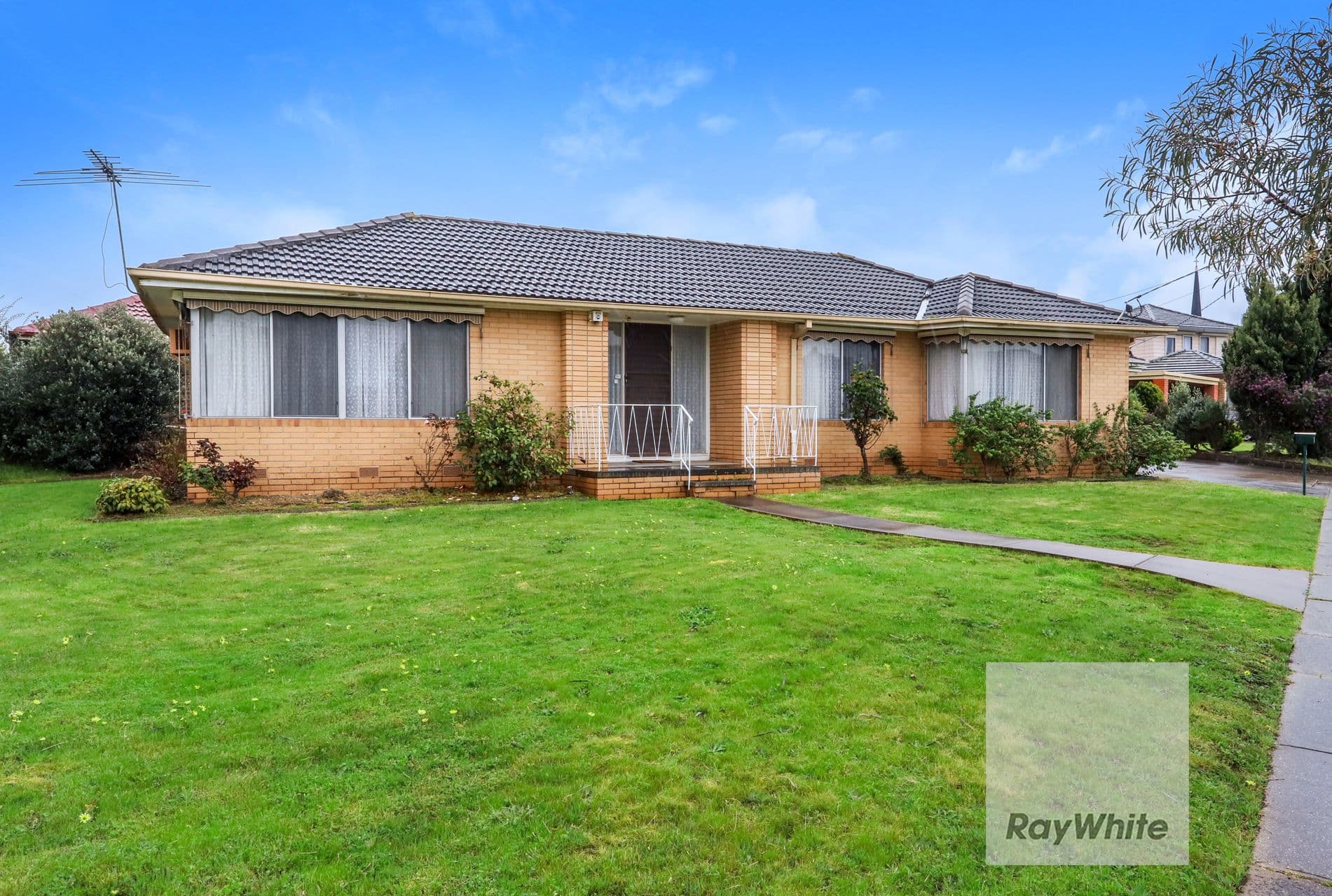 23 Burnleigh Drive, Gladstone Park VIC 3043, Gladstone Park - Image 1