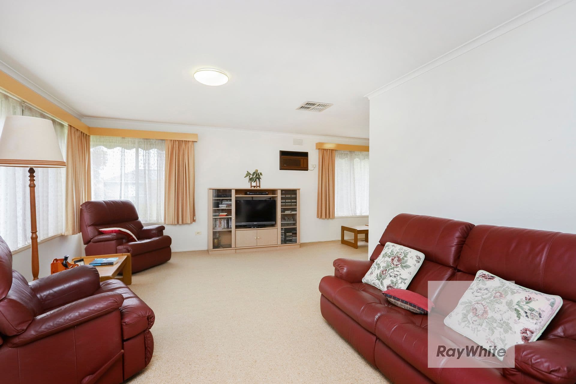 23 Burnleigh Drive, Gladstone Park VIC 3043, Gladstone Park - Thumbnail 4