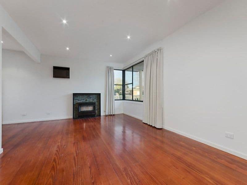 4 Abbey Drive, LARA VIC 3212, Lara - Thumbnail 2