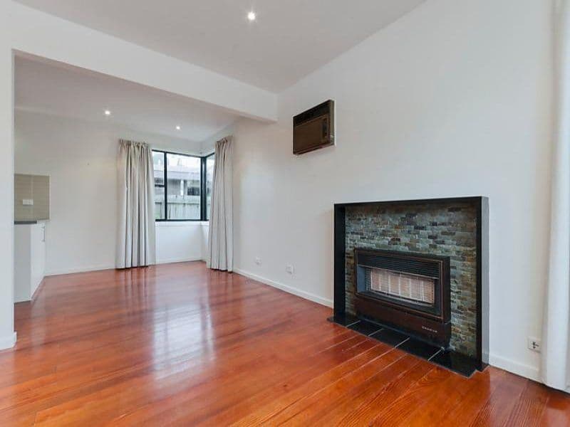 4 Abbey Drive, LARA VIC 3212, Lara - Thumbnail 3