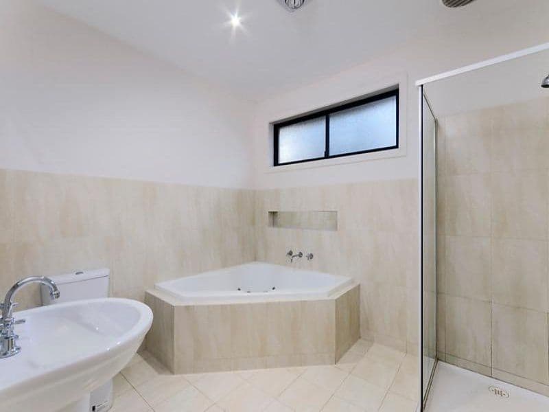 4 Abbey Drive, LARA VIC 3212, Lara - Thumbnail 8