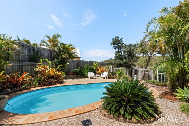 3 Moonbeam Crescent, Castaways Beach - Thumbnail 8