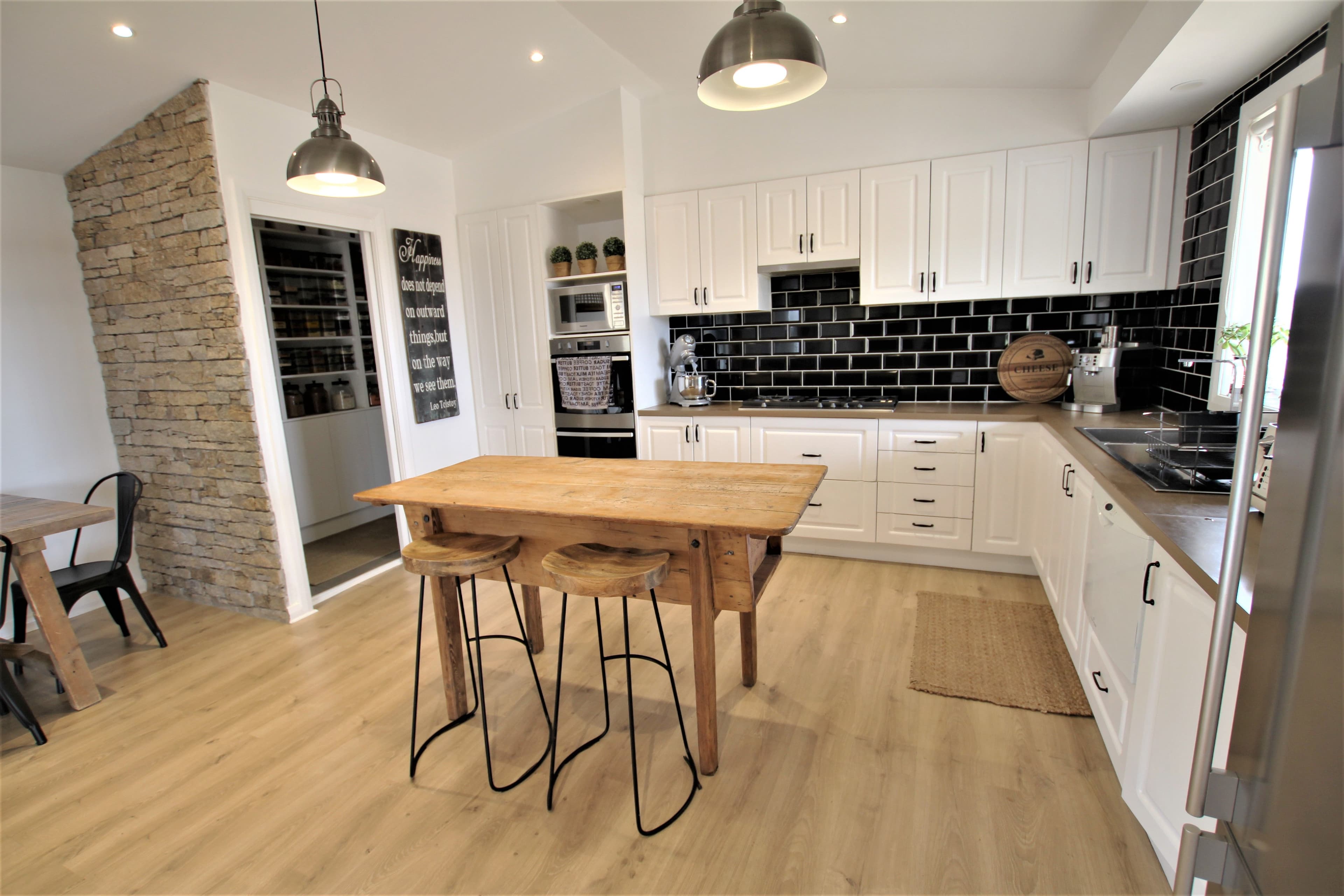 326 Olympic Highway, Young NSW 2594, Young - Thumbnail 4