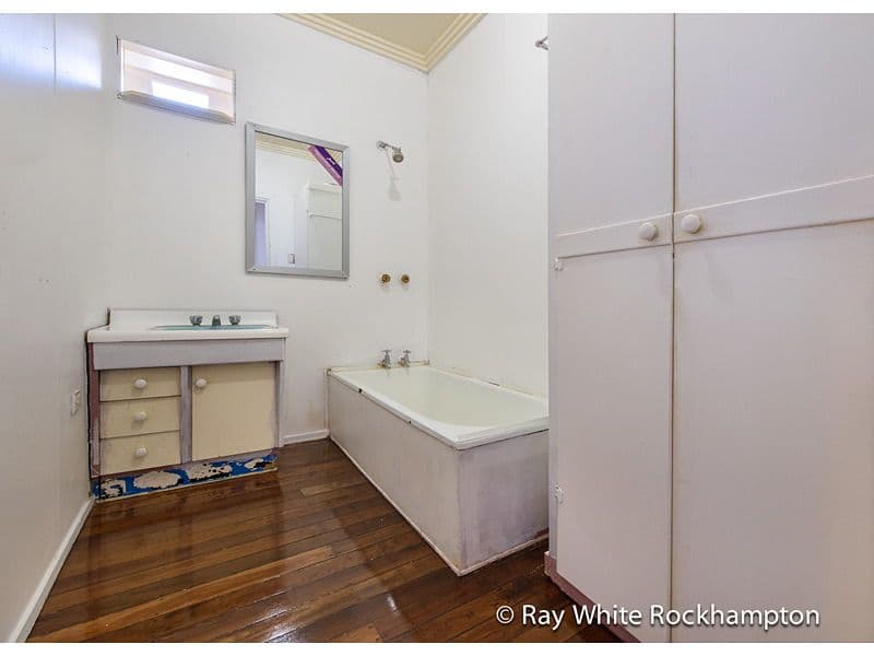 12 Underwood Street, PARK AVENUE QLD 4701, Park Avenue - Thumbnail 8