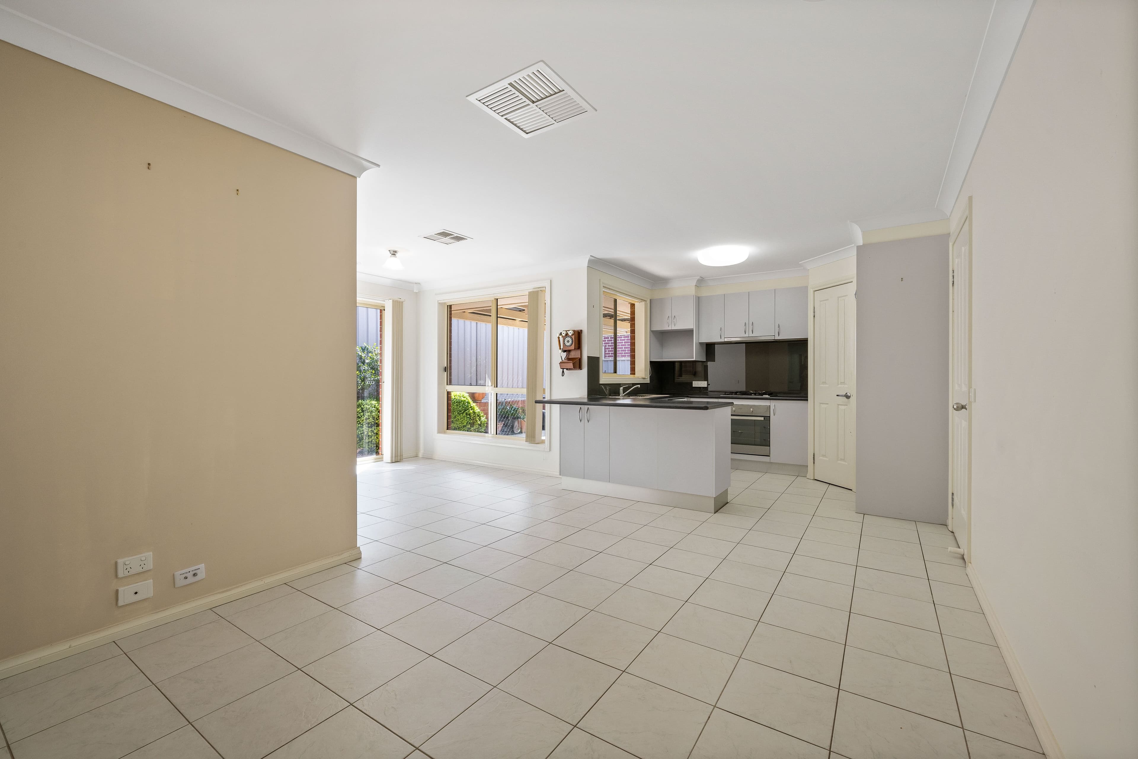 2 Dillagar Place, Springdale Heights NSW 2641, Springdale Heights - Thumbnail 6