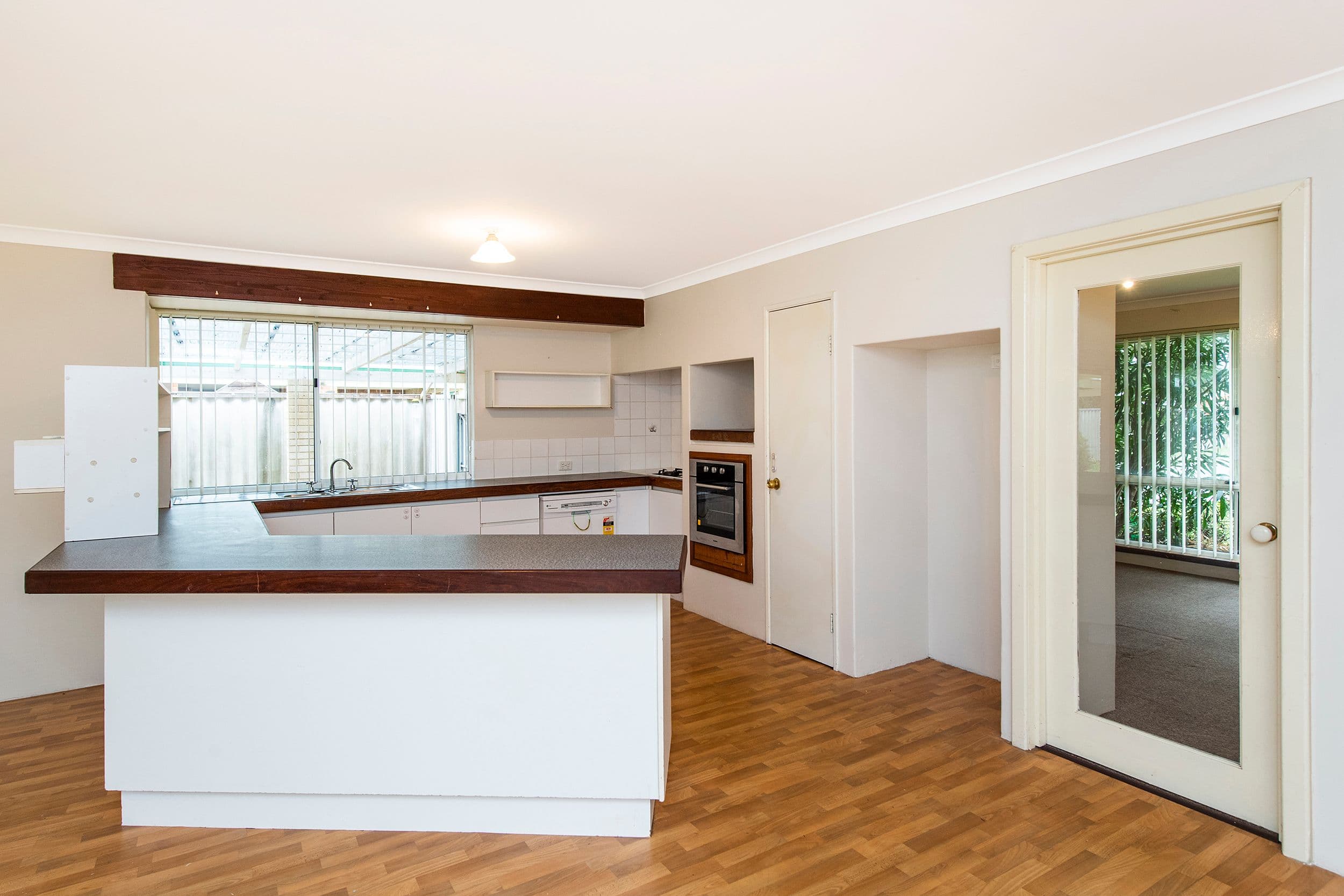 24 Chelmsford Avenue, Port Kennedy WA 6172, Port Kennedy - Thumbnail 4