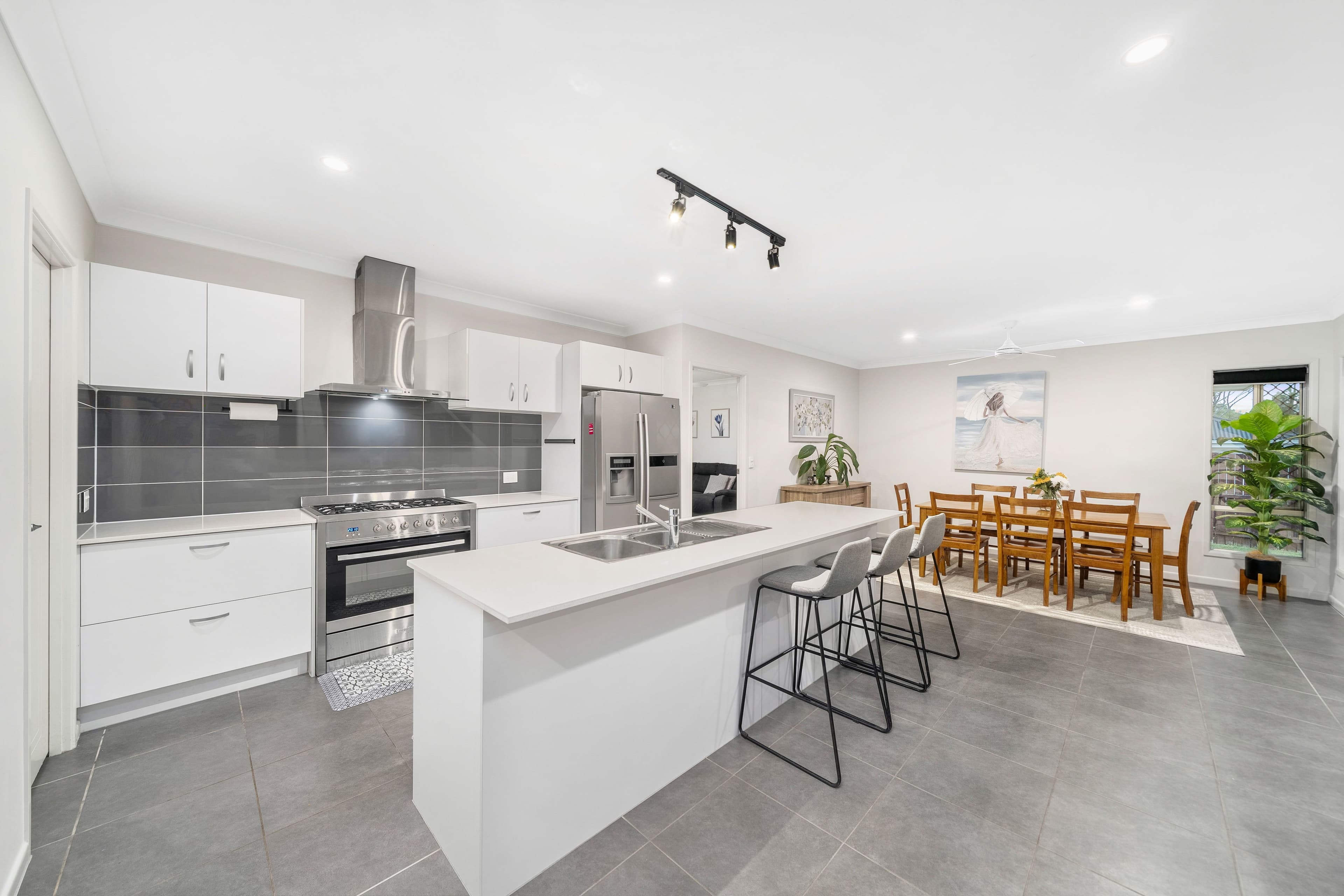 1 Lenton Court, Burpengary QLD 4505, Burpengary - Thumbnail 3