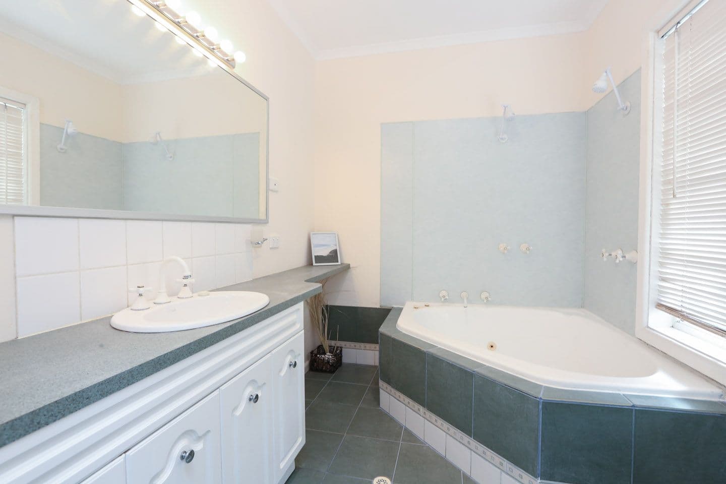 81 Thirteenth Street, MILDURA VIC 3500, Mildura - Thumbnail 7