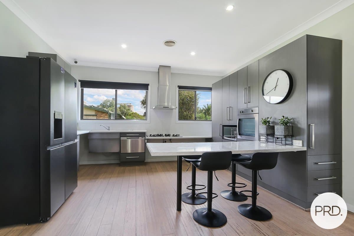 11 Princes Street, CULCAIRN NSW 2660, Culcairn - Thumbnail 2