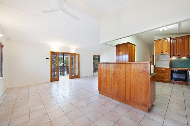 35 Howitt Street, NORTH WARD QLD 4810, North Ward - Thumbnail 4