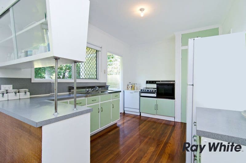 23 Franciscea Street, EVERTON HILLS QLD 4053, Everton Hills - Thumbnail 7