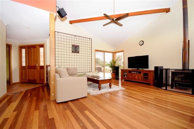 9  Rangeview Road, BLUE MOUNTAIN HEIGHTS QLD 4350, Blue Mountain Heights - Thumbnail 5