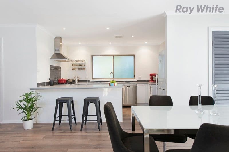 3 Boronia Avenue, Croydon South VIC 3136, Croydon South - Thumbnail 4