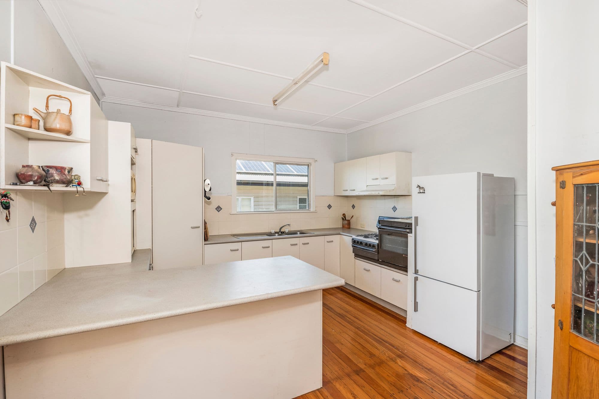 34 Marvin Street, Holland Park West QLD 4121, Holland Park West - Thumbnail 4