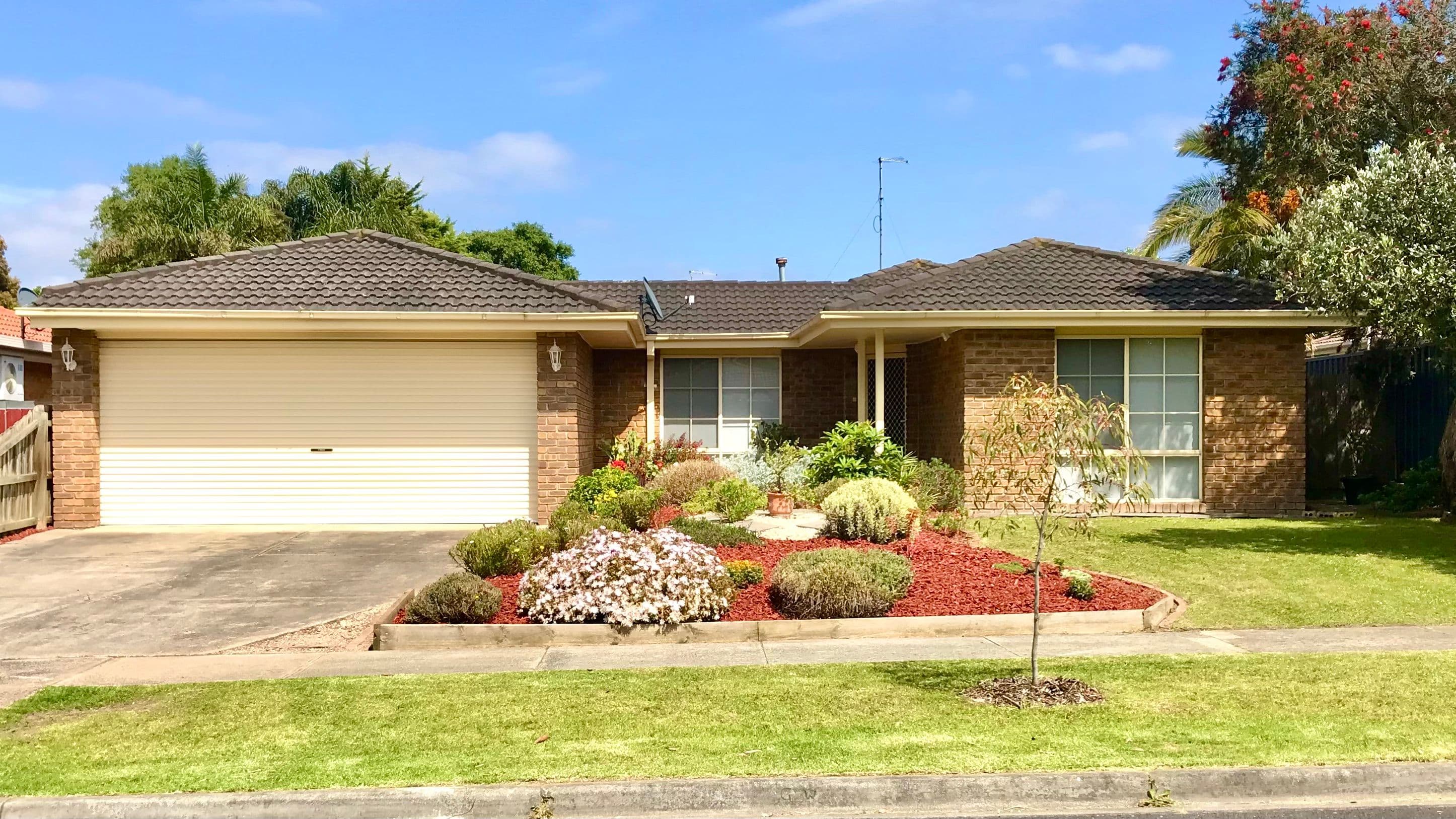 16 Paramount Way, Pakenham VIC 3810, Pakenham - Image 1