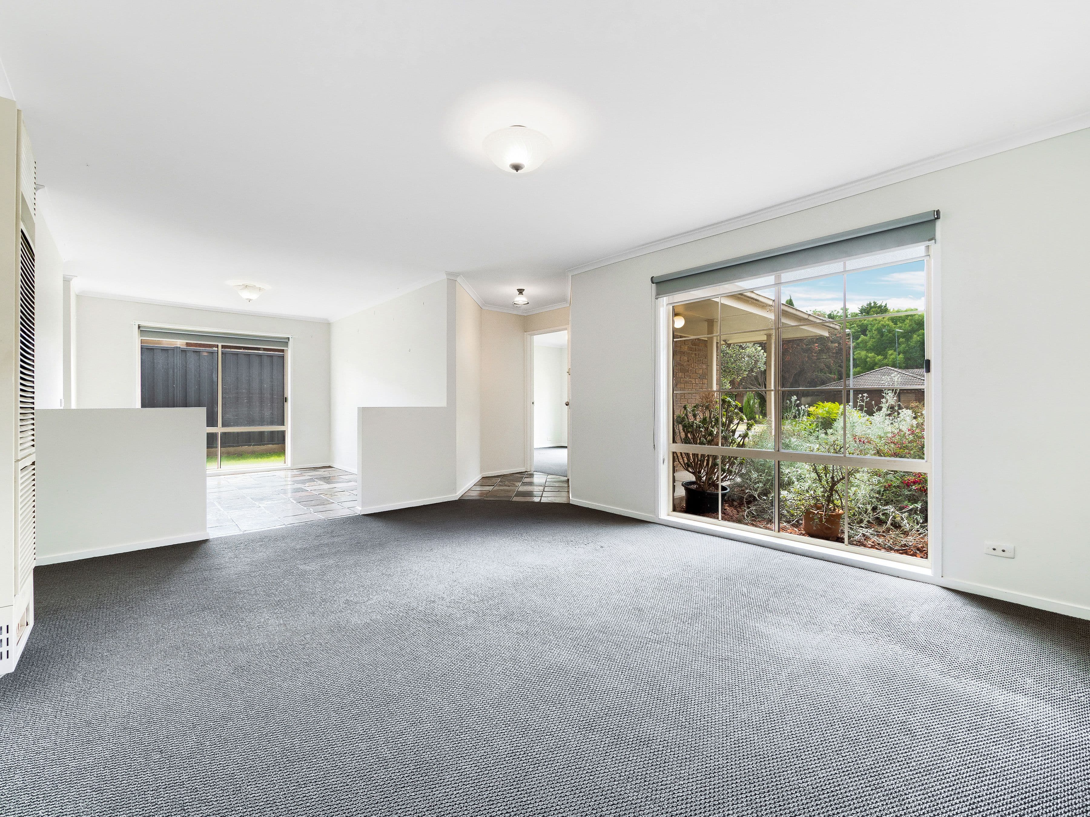 16 Paramount Way, Pakenham VIC 3810, Pakenham - Thumbnail 6