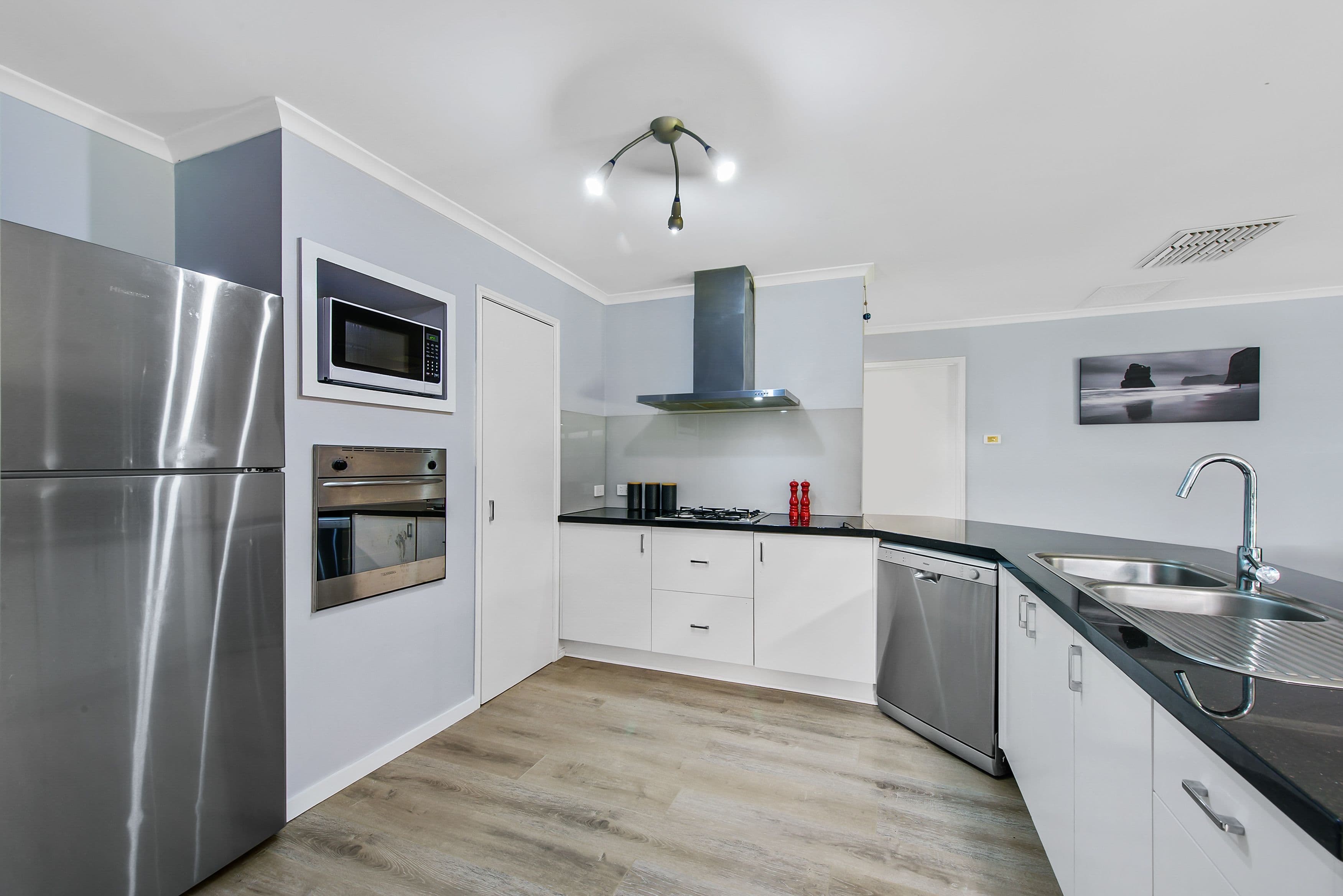 15 Burnley Grove, Taylors Hill VIC 3037, Taylors Hill - Thumbnail 4