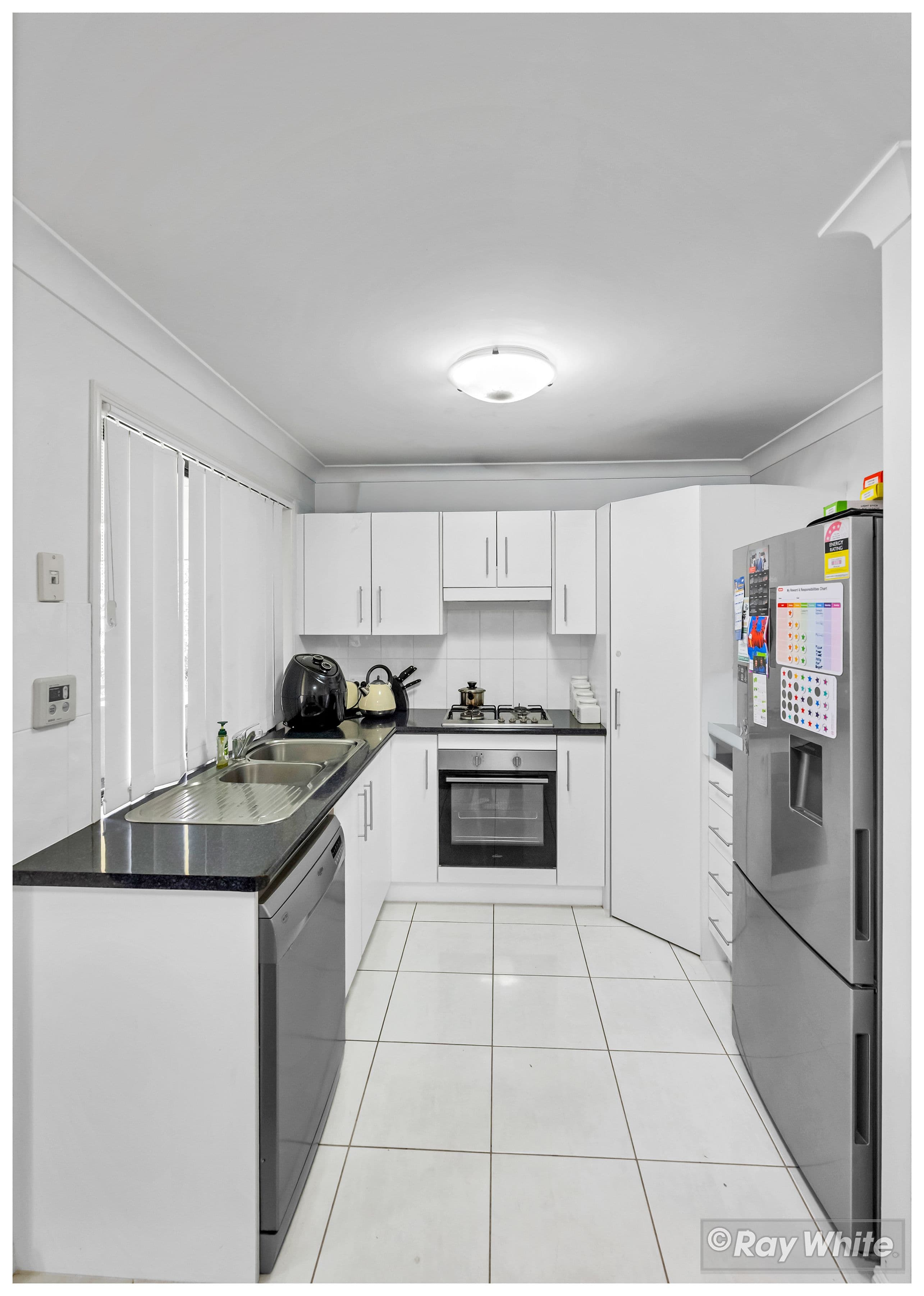 14 Emery Street, Gracemere QLD 4702, Gracemere - Thumbnail 3