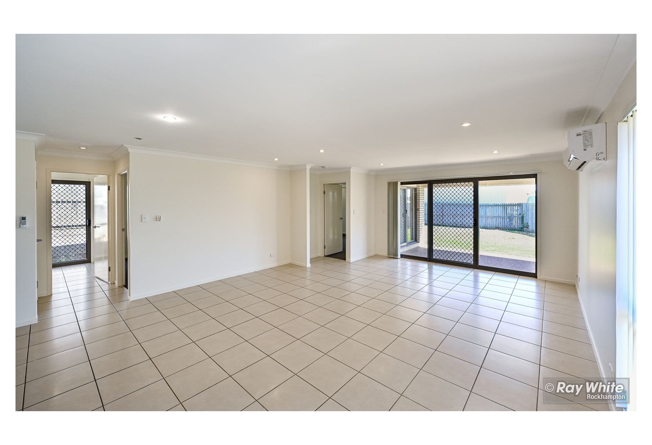 14 Tawarra Crescent, Gracemere QLD 4702, Gracemere - Thumbnail 3