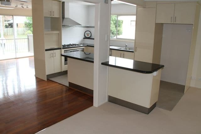 39 Lobelia Avenue, DAISY HILL QLD 4127, Daisy Hill - Thumbnail 2