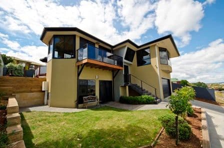 34 Roberts Crescent, NEWNHAM TAS 7248, Newnham - Image 1