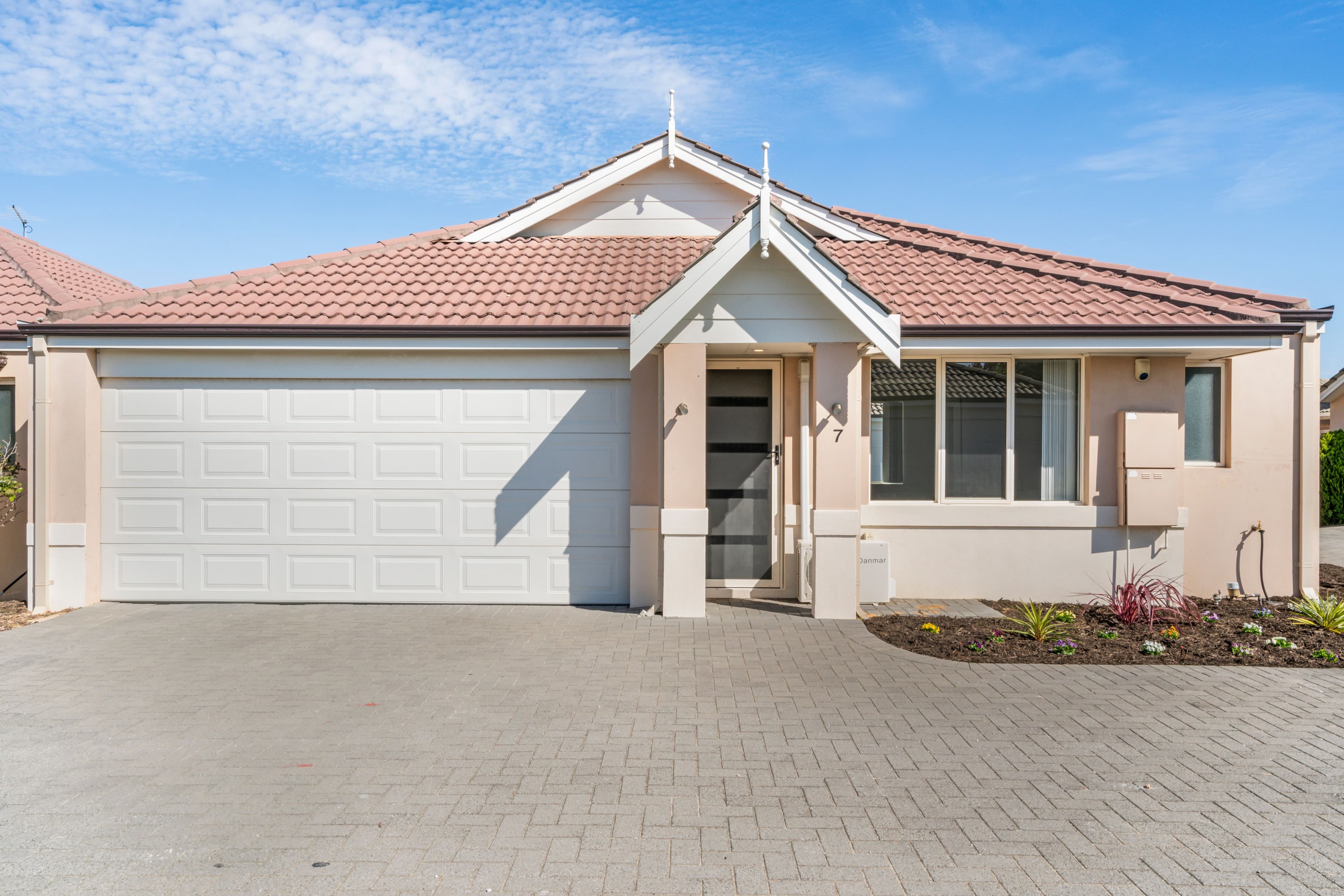 15 Durling Place, Kelmscott WA 6111, Kelmscott - Image 1