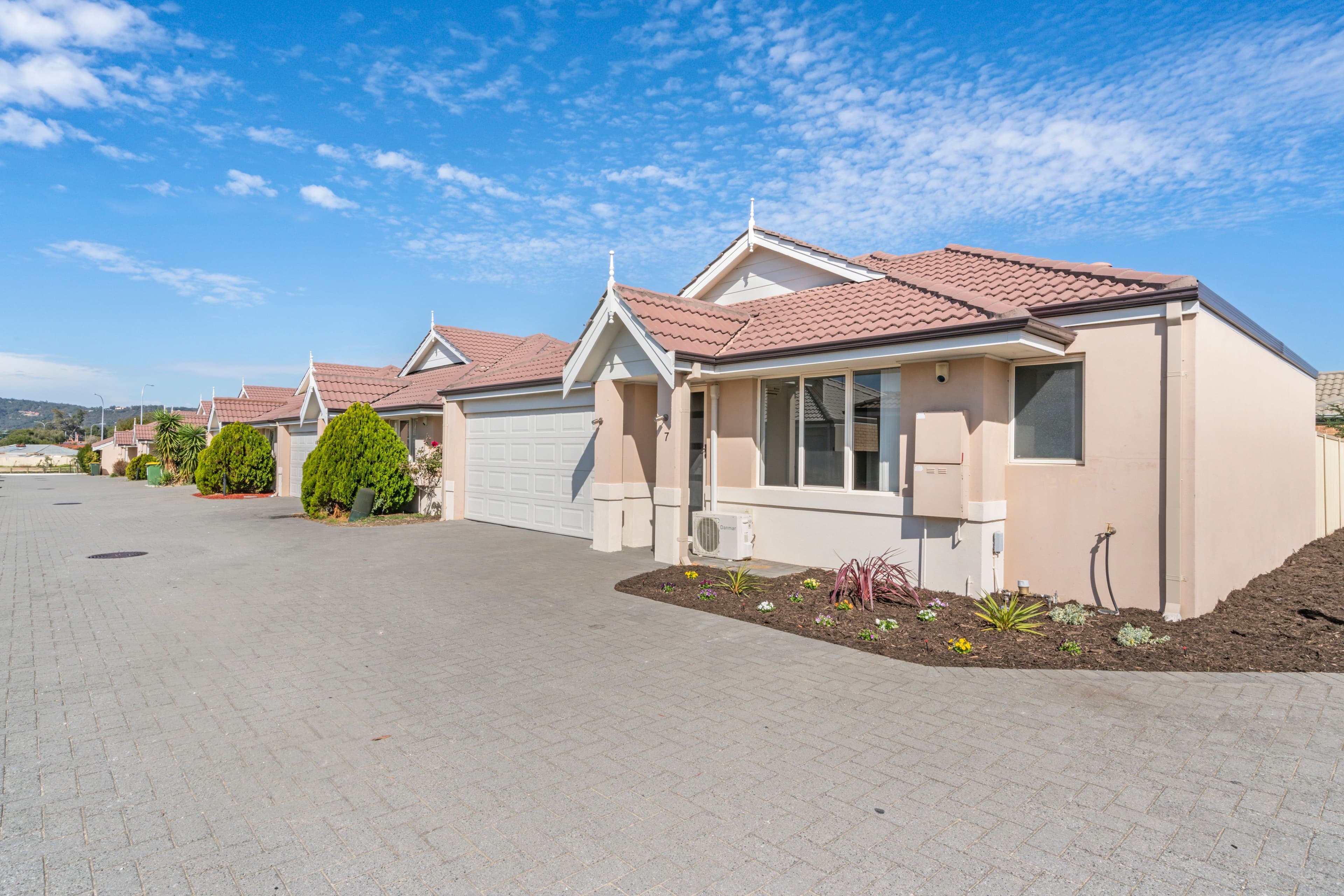 15 Durling Place, Kelmscott WA 6111, Kelmscott - Thumbnail 2
