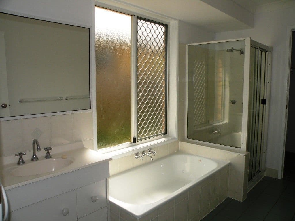 9 Protea Avenue, NORMAN GARDENS QLD 4701, Norman Gardens - Thumbnail 6