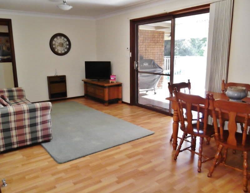 13 Watson Street, YOUNG NSW 2594, Young - Thumbnail 4