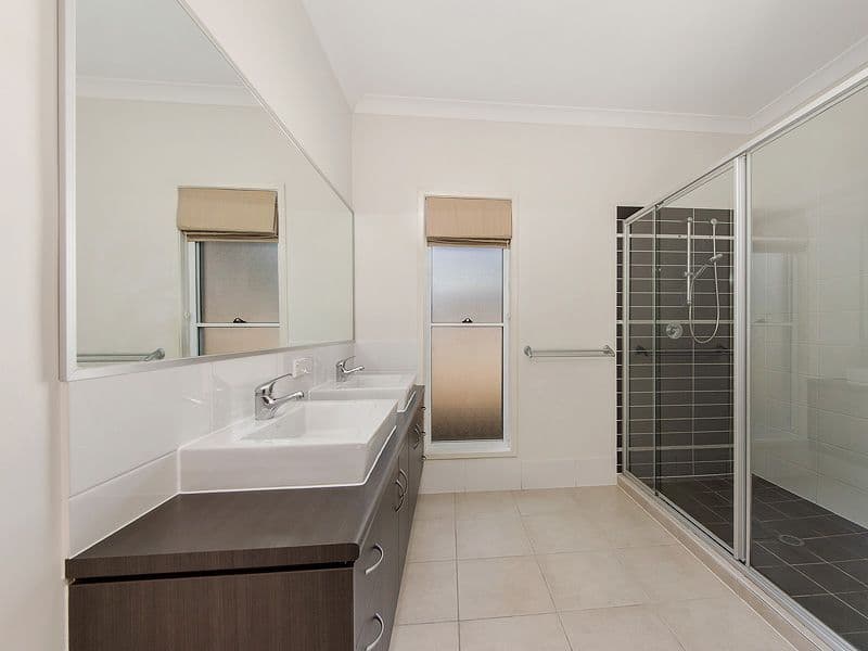 7 Kudzu Street, Upper Coomera QLD 4209, Upper Coomera - Thumbnail 8