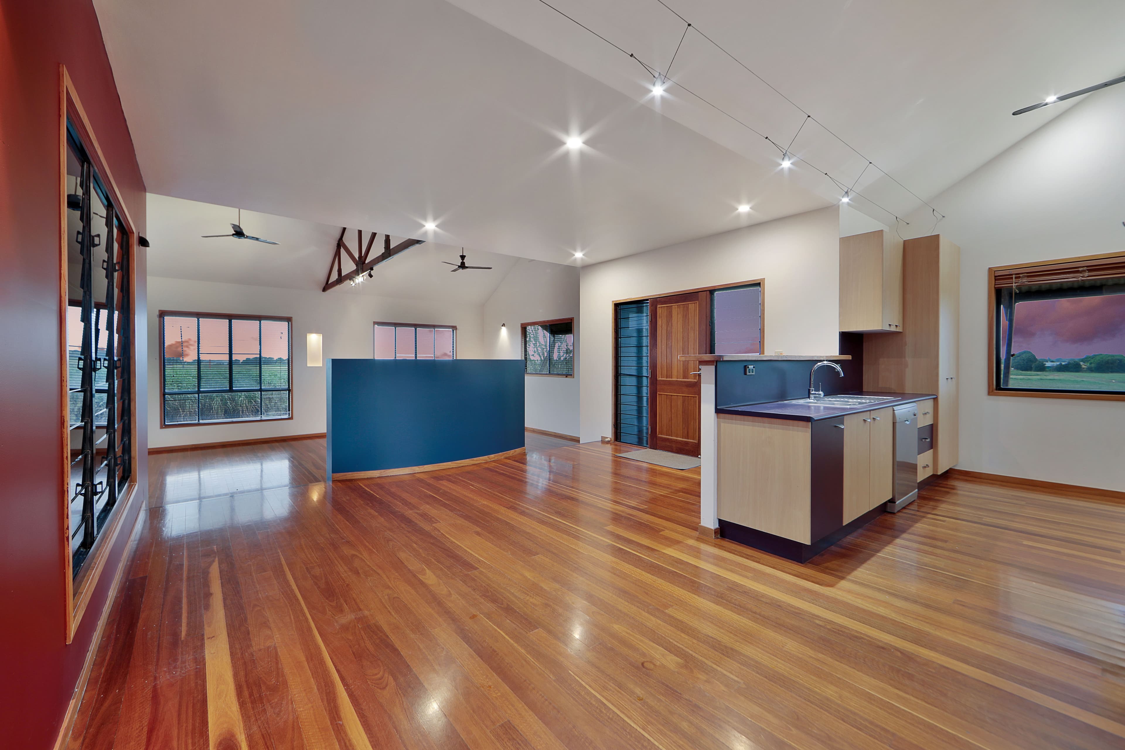 21 Oakwood Road, Oakwood QLD 4670, Oakwood - Thumbnail 4