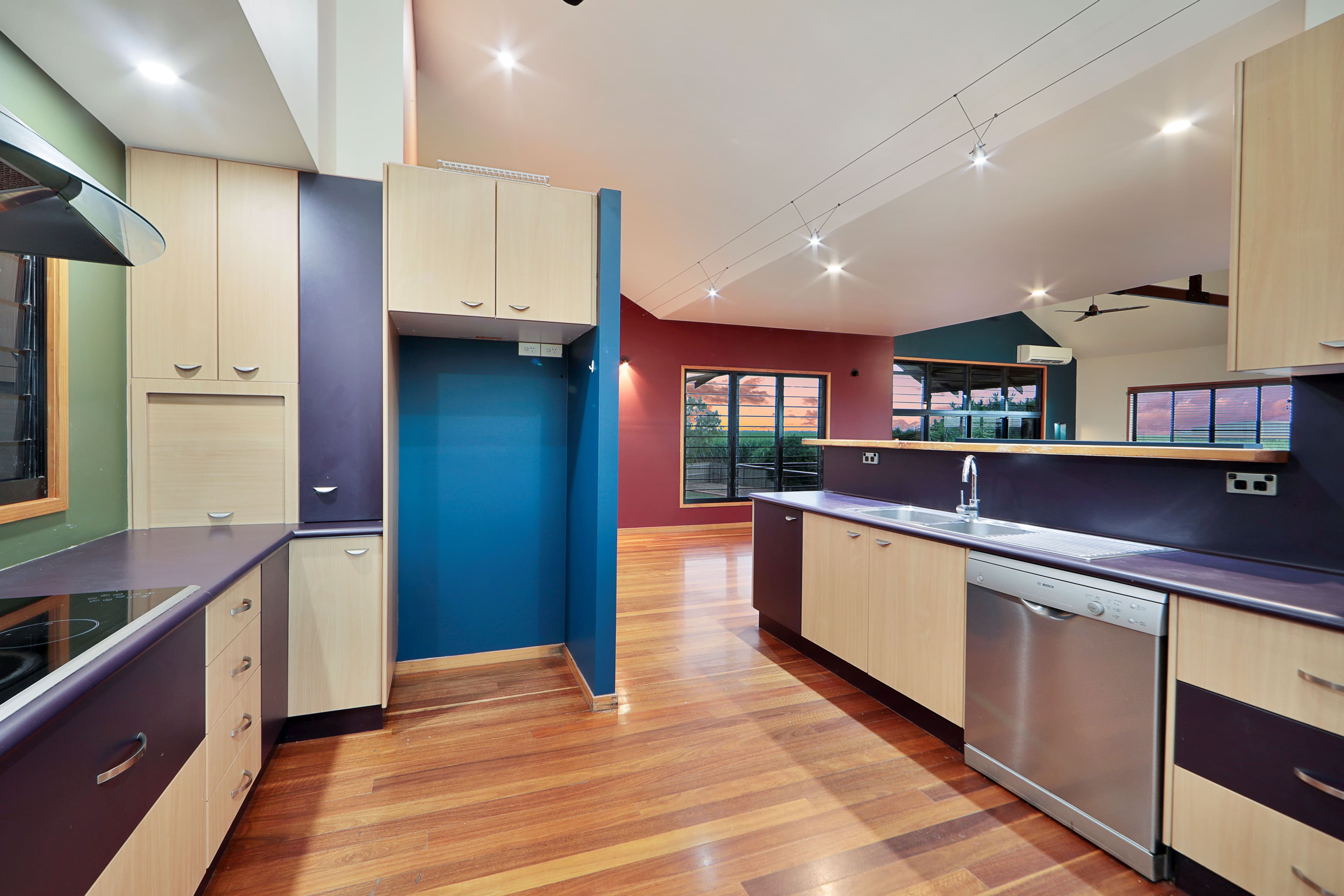 21 Oakwood Road, Oakwood QLD 4670, Oakwood - Thumbnail 5