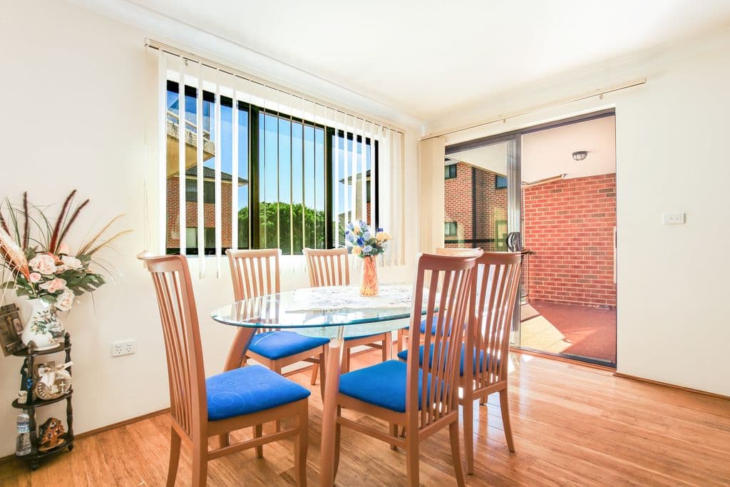 13/21-27 Weigand Avenue, Bankstown - Thumbnail 2