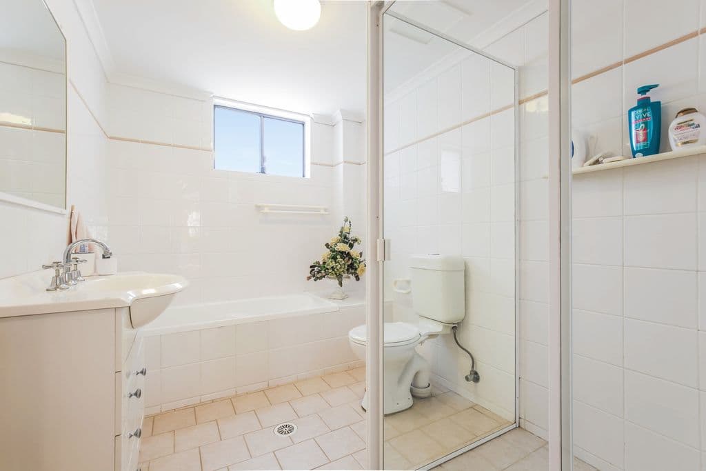 13/21-27 Weigand Avenue, Bankstown - Thumbnail 7
