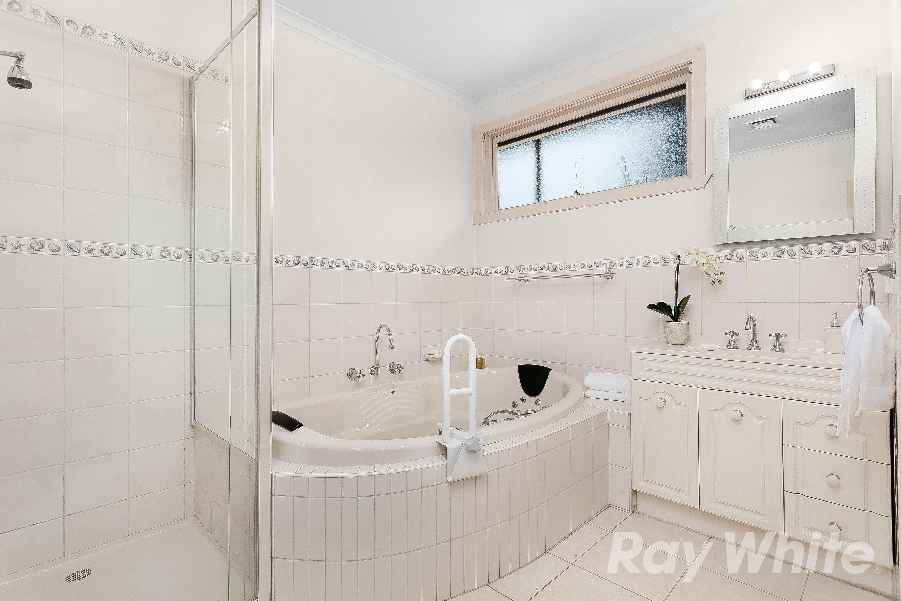 2 Rodney Close, Wheelers Hill VIC 3150, Wheelers Hill - Thumbnail 8