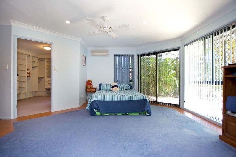 7 Wollundry Place, THE GAP QLD 4061, The Gap - Thumbnail 2
