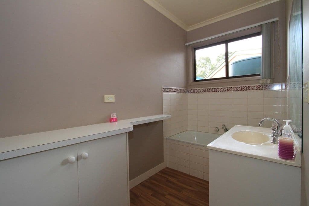 27 Watson Avenue, CALIFORNIA GULLY VIC 3556, California Gully - Thumbnail 8