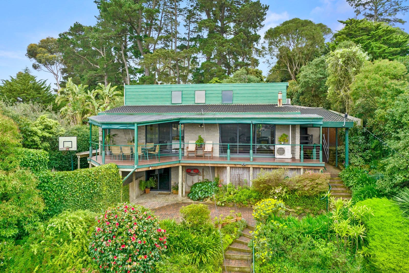 13 Cobden Crescent, Lilydale VIC 3140, Lilydale - Thumbnail 2