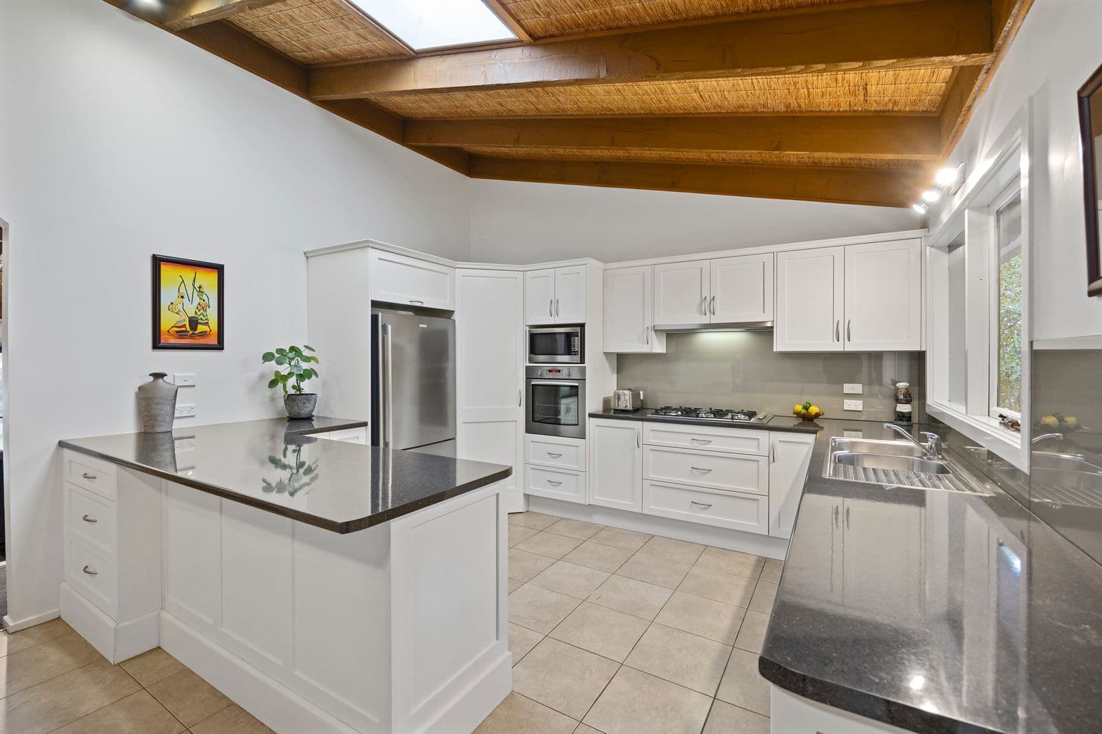 13 Cobden Crescent, Lilydale VIC 3140, Lilydale - Thumbnail 3