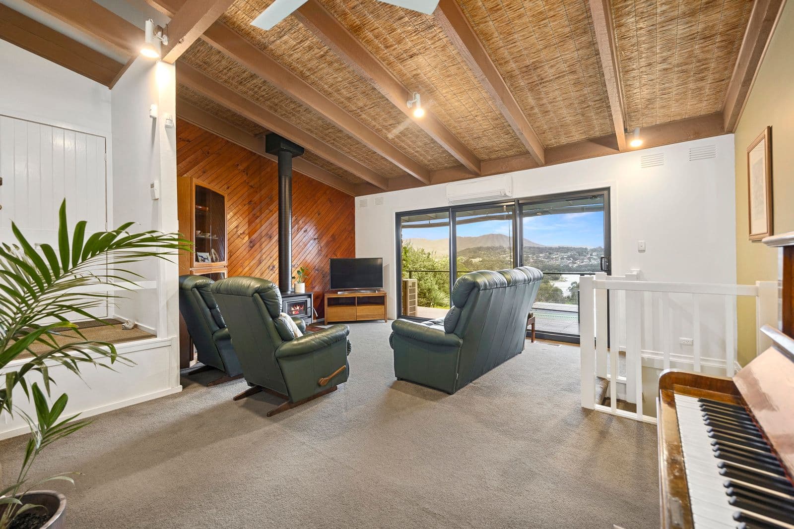 13 Cobden Crescent, Lilydale VIC 3140, Lilydale - Thumbnail 7