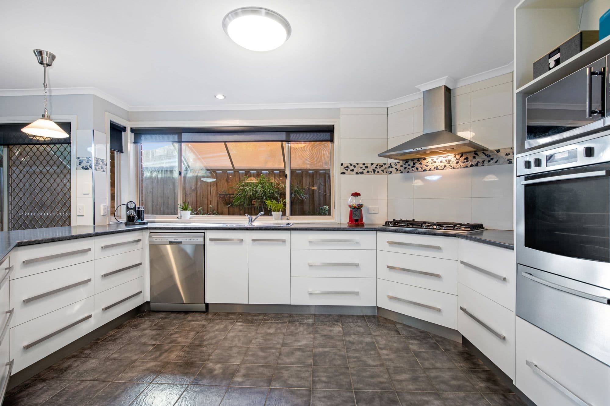 6 Pamela Court, Werribee VIC 3030, Werribee - Thumbnail 6
