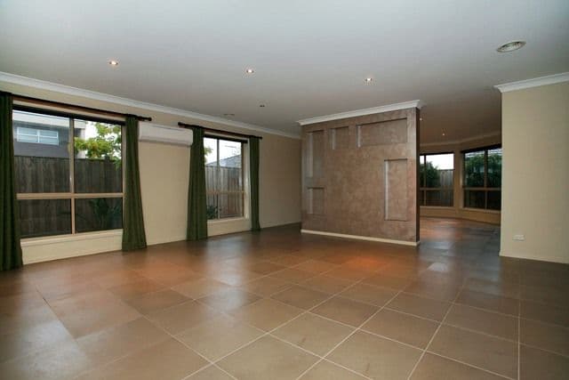20 Wetlands Boulevard, WILLIAMS LANDING VIC 3027, Williams Landing - Thumbnail 4