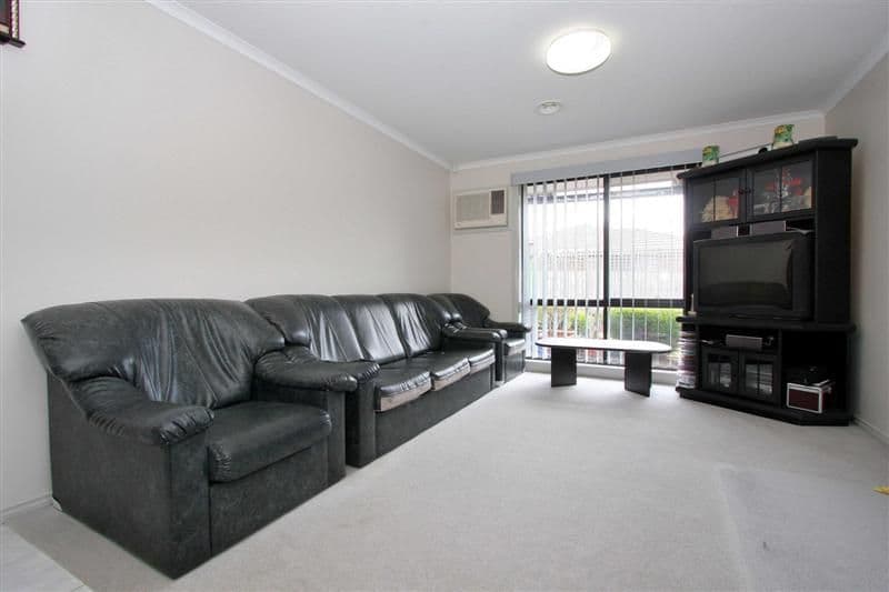 2 Darriwill Close, DELAHEY VIC 3037, Delahey - Thumbnail 5