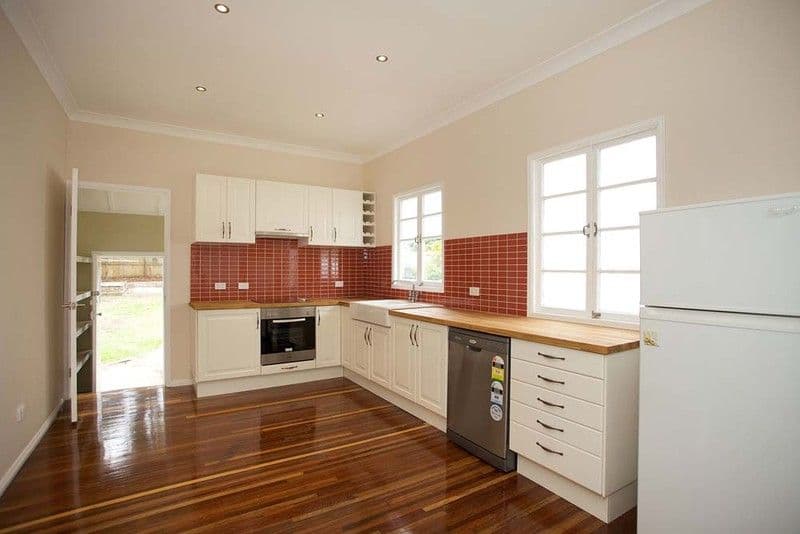 72 Norton Street, UPPER MOUNT GRAVATT QLD 4122, Upper Mount Gravatt - Thumbnail 4