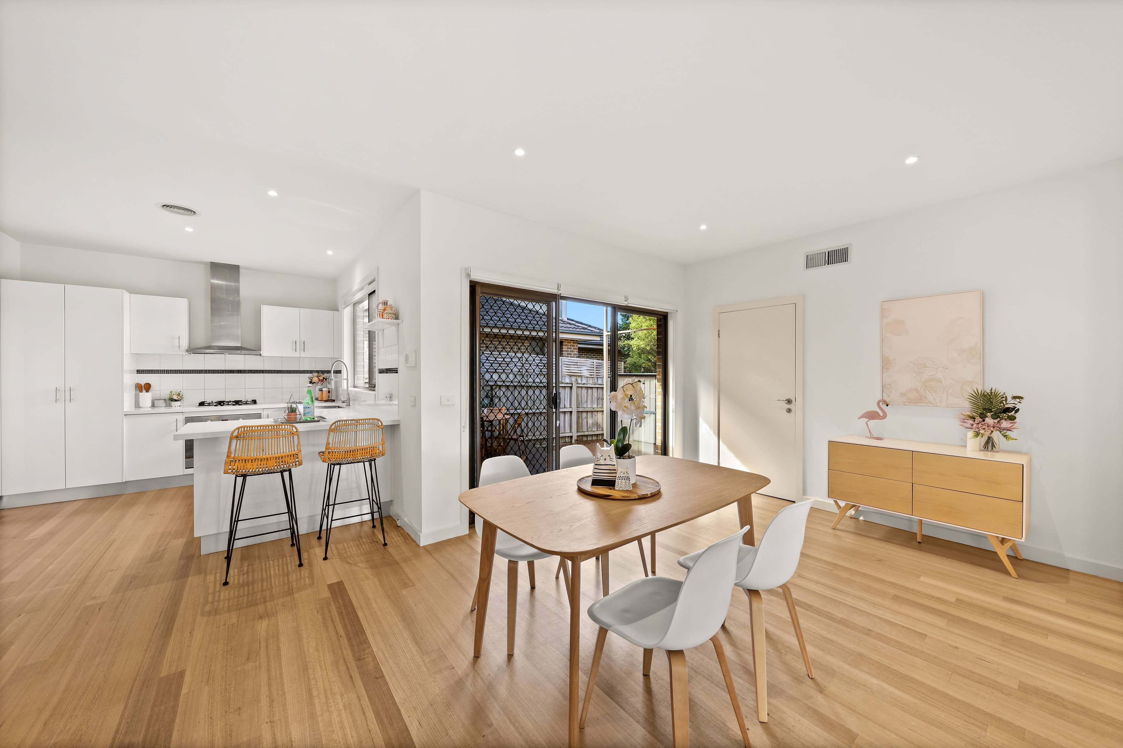 30 Seaview Crescent, Mulgrave VIC 3170, Mulgrave - Thumbnail 4