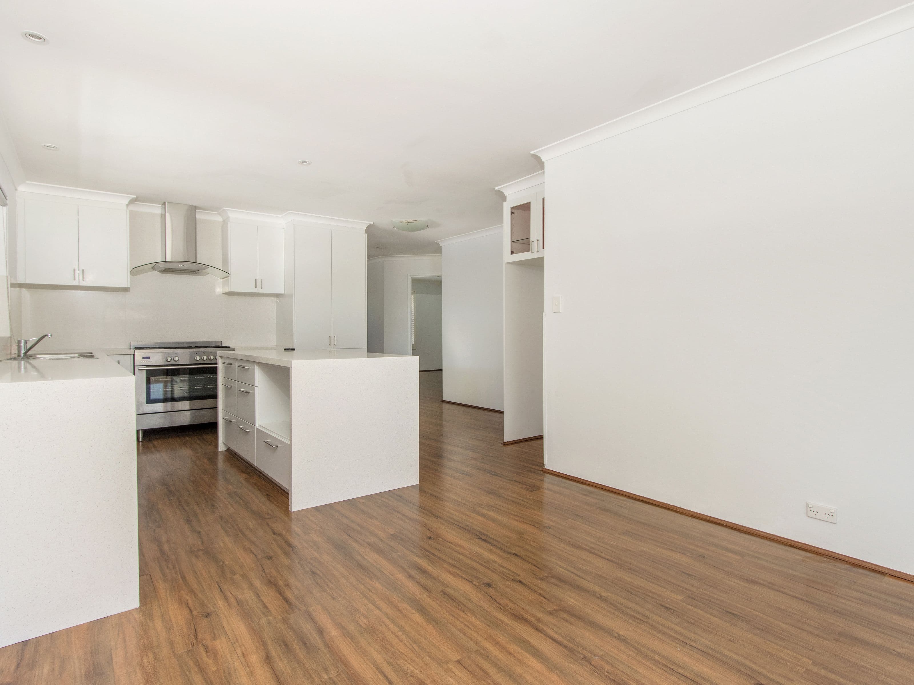 5 Warilla Close, Waikiki WA 6169, Waikiki - Thumbnail 6