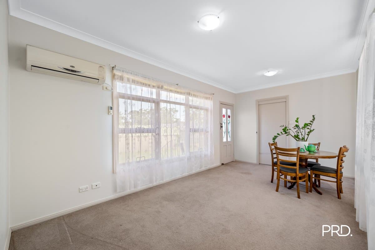 24 Hornseywood Avenue, PENRITH NSW 2750, Penrith - Thumbnail 2