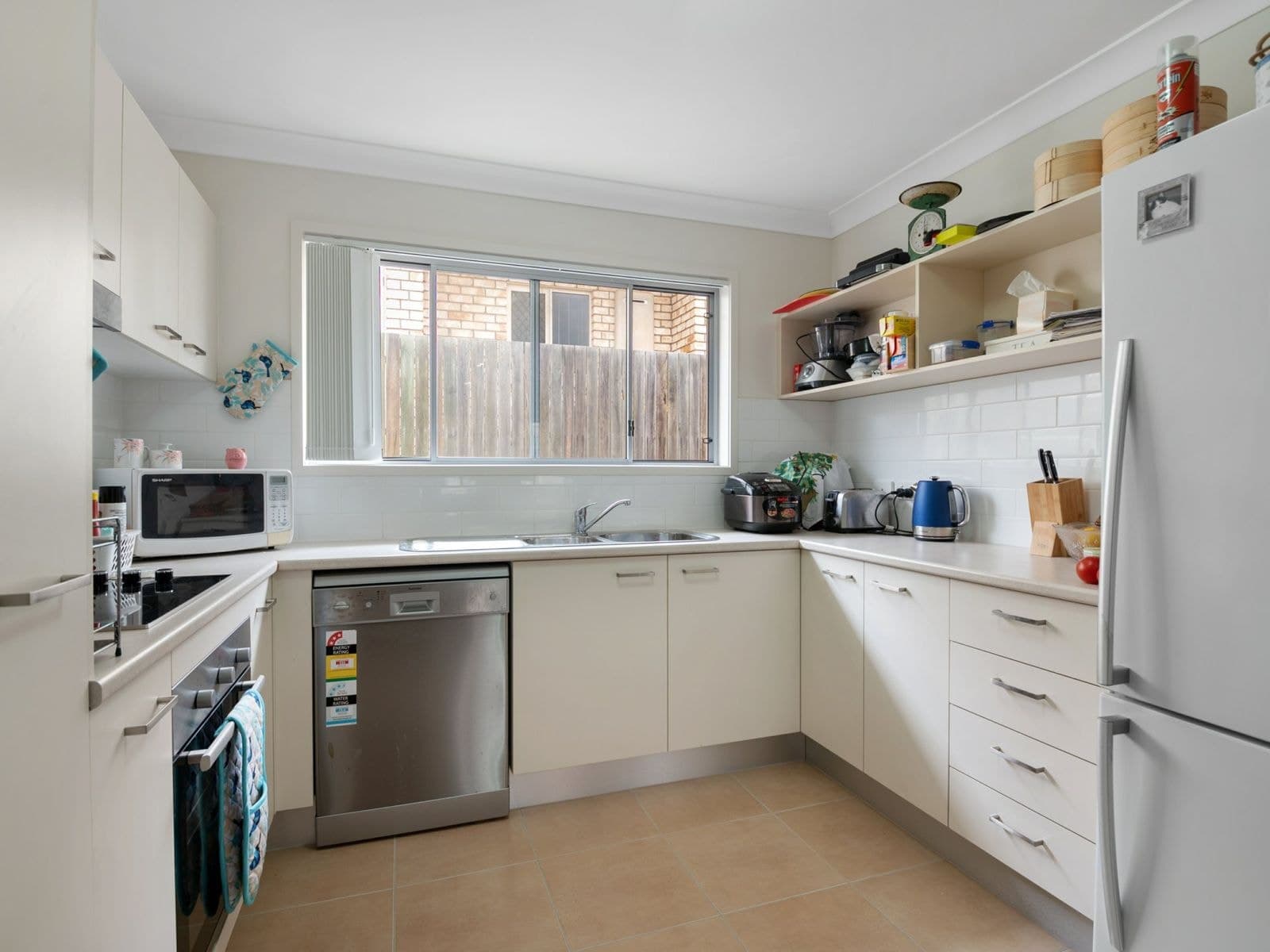 Unit 4/24 Dragon Street, Warwick, Unit 4/24 Dragon Street - Thumbnail 5